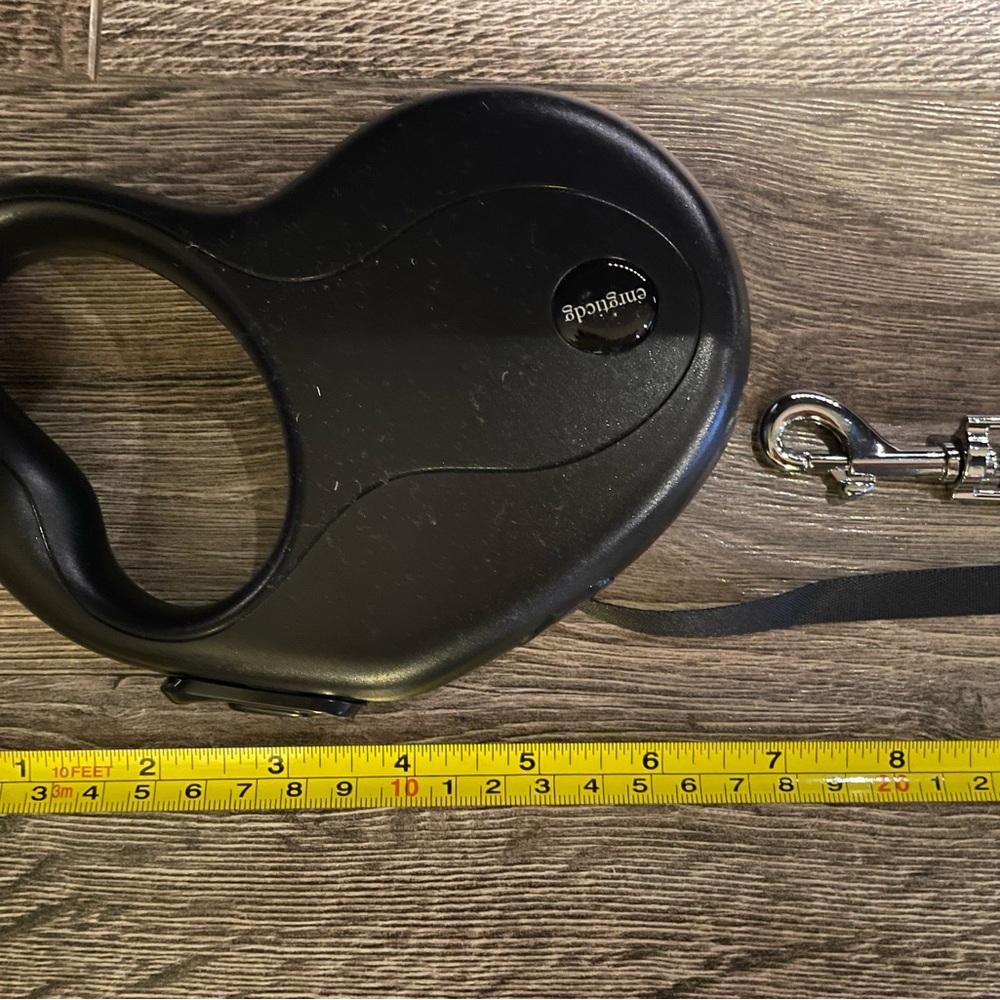 NWOT Black Retractable Dog Leash